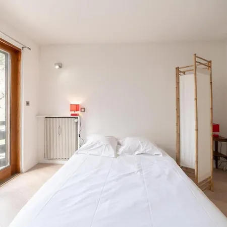 Studio With Balcony And Swimming Pool Ideally Located In The City Center Apartament Chamonix